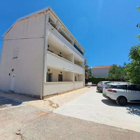 Apartmani Postonjski Privlaka  Eksteriør billede