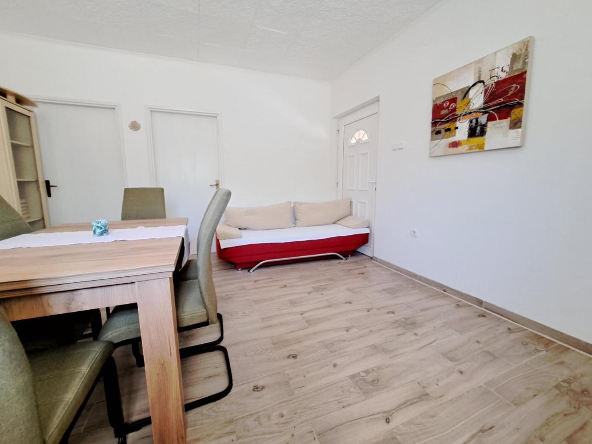 Apartmani Postonjski Privlaka  Eksteriør billede